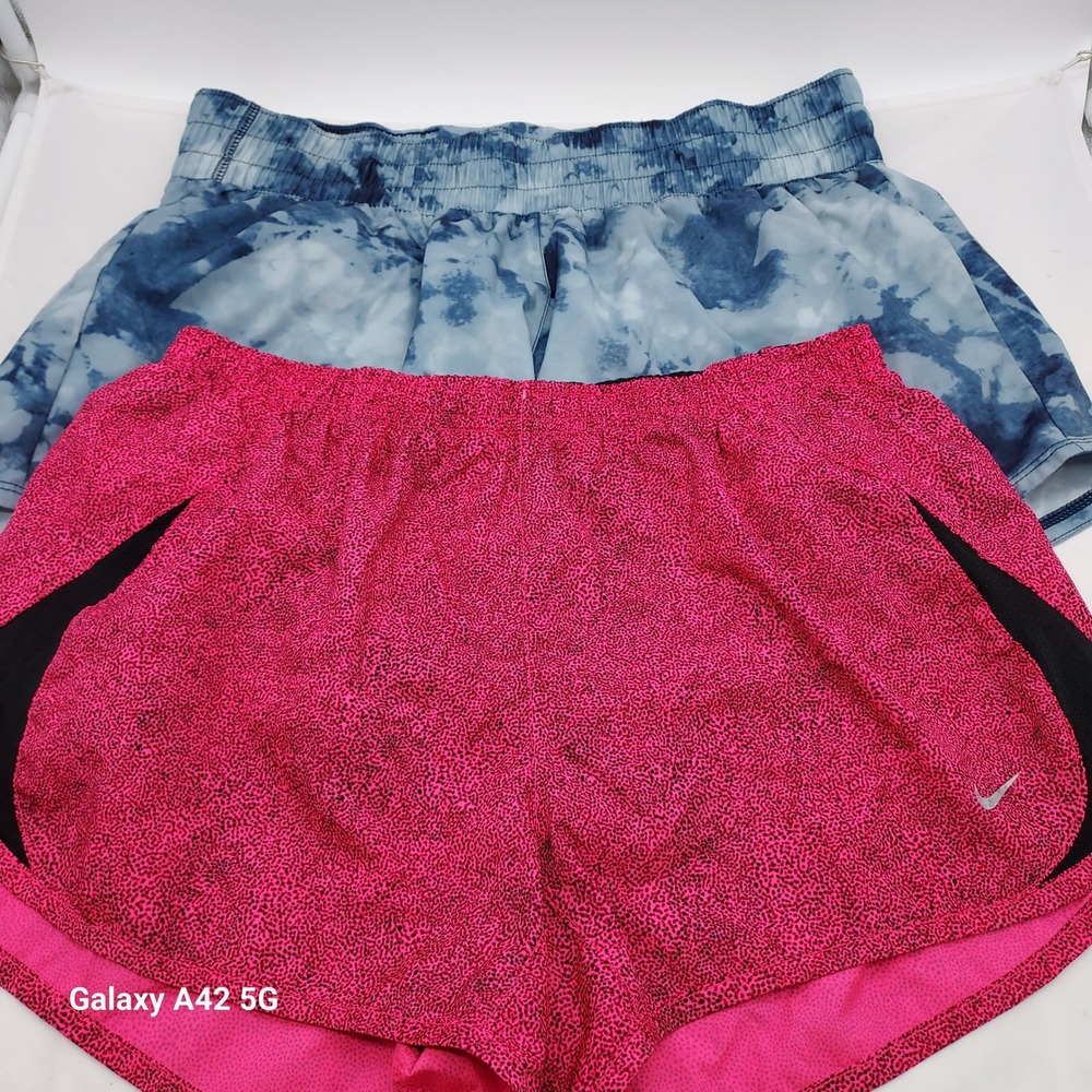 Nike Dri-FIT Running Shorts Lot of 2 Womens Medium Pink Dot Blue Tie Dye Athleti